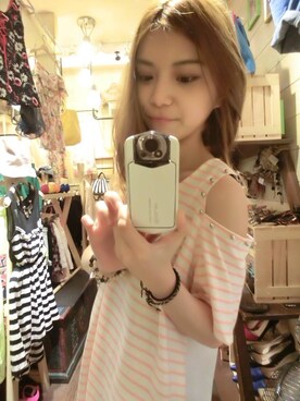 Yiwo (羿沃）さんのコーディネート