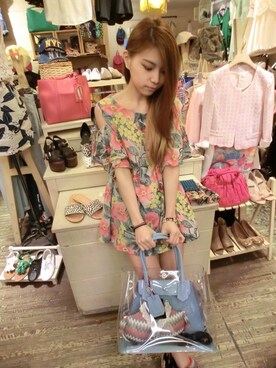 Yiwo (羿沃）さんのコーディネート