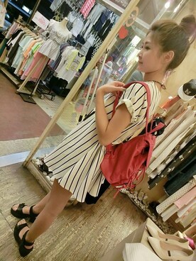 Yiwo (羿沃）さんのコーディネート