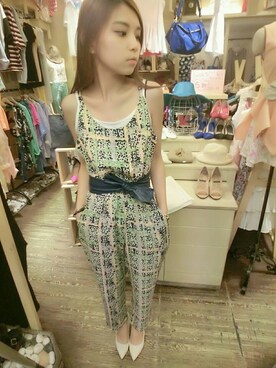 Yiwo (羿沃）さんのコーディネート