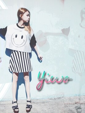 Yiwo (羿沃）さんのコーディネート