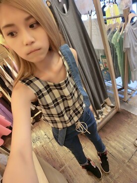 Yiwo (羿沃）さんのコーディネート