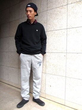 「Back Channel（バックチャンネル）のアイテム（スウェット）」を使った、RAUGHoflifeSTAFFさん（メンズ・170cm）の秋コーディネート