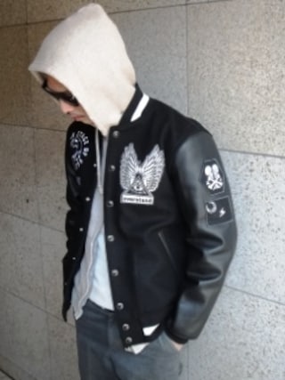 ANDSUNSのスタジャンを使った人気ファッションコーディネート - WEAR