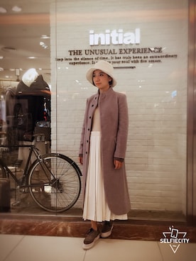 「initial（イニシャル）のアイテム（ニット/セーター）」を使った、情绪控的傻子さん（レディース・158cm）の秋コーディネート