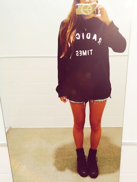 「Quiksilver（クイックシルバー）のアイテム」を使った、yayoiさん（レディース・157cm）の秋コーディネート