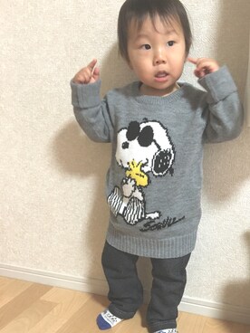 「しまむら（シマムラ）のアイテム（ニット/セーター、グレー系）」を使った、moe..eitaさん（キッズ・110cm）の秋コーディネート