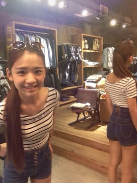 「new paradiseのアイテム（デニムパンツ、ブルー系）」を使った、Jeanさん（レディース・160cm）の秋コーディネート