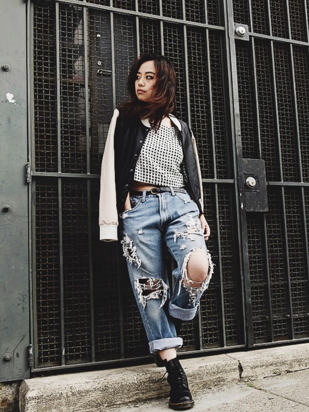 「street、streetfashion、fashion、fashionista、ootd、outfit、lookbook、STYLE」｜「Levi'sのアイテム（デニムパンツ、ブルー系）」を使った、Coco L.さん（レディース・168cm）の夏コーディネートの1枚目の写真