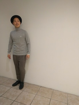 「FRED PERRY（フレッドペリー）のアイテム（ニット/セーター）」を使った、YUKI HAMAGUCHIさん（メンズ・174cm）の秋コーディネート