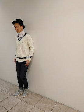 「FRED PERRY（フレッドペリー）のアイテム（ニット/セーター）」を使った、YUKI HAMAGUCHIさん（メンズ・174cm）の冬コーディネート