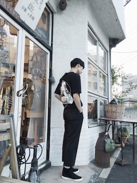 「palace」｜「アイテム（チノパンツ）」を使った、0.001127さん（メンズ・90cm）の夏コーディネート