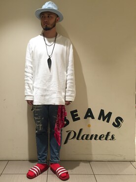 「BEAMS PLUS（ビームスプラス）のアイテム（Tシャツ/カットソー）」を使った、Yoshihito Hayashiさん（メンズ・170cm）の秋コーディネート