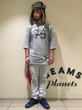 「BEAMS（ビームス）のアイテム（キャップ）」を使った、Yoshihito Hayashiさん（メンズ・170cm）の秋コーディネート