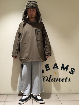 「アイテム（ナイロンジャケット）」を使った、Yoshihito Hayashiさん（メンズ・170cm・30代）の秋コーディネート