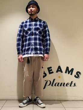 「アイテム（チノパンツ）」を使った、Yoshihito Hayashiさん（メンズ・170cm・30代）の春コーディネート