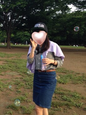 「JEANASIS（ジーナシス）のアイテム（デニムスカート、ブルー系）」を使った、こつぶさん（レディース・160cm）の夏コーディネート