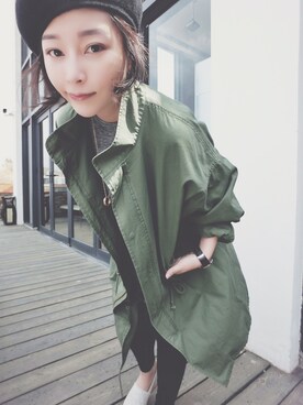 「AAのアイテム（パンツ）」を使った、我就叫徐杨怡萱さん（レディース・160cm）の春コーディネート