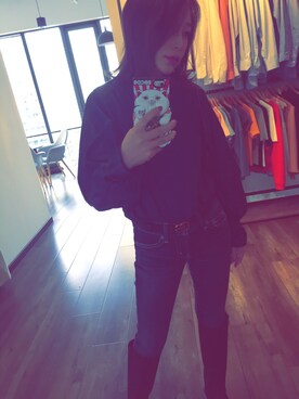 「iT（イット）のアイテム（シューズ）」を使った、我就叫徐杨怡萱さん（レディース・160cm）の秋コーディネート