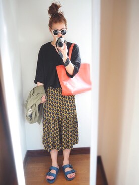 「アイテム（トートバッグ、オレンジ系）」を使った、natsupooさん（レディース・167cm）の春コーディネート