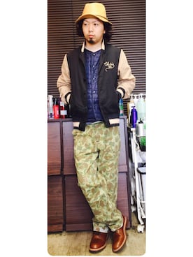 「カモフラパンツ」｜「アイテム（スタジャン）」を使った、トシーグくんさん（メンズ・169cm）の秋コーディネート