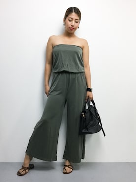 「Alluge（アルージュ）のアイテム（オールインワン・サロペット）」を使った、NASSANさん（レディース・165cm）の夏コーディネート