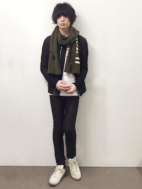 「TALKING ABOUT THE ABSTRACTION（トーキング　アバウト　ジ　アブストラクション）のアイテム（ファッション雑貨）」を使った、なで肩さん（メンズ・174cm）の冬コーディネート
