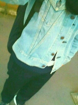 とむむ 今年更新かなり減りますさんのコーディネート