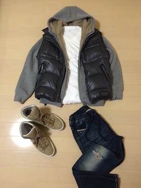 「Ambassadors By Verginia（アンバサダーズバイバージニア）のアイテム（スニーカー、ベージュ系）」を使った、NKさん（メンズ・175cm）の冬コーディネート