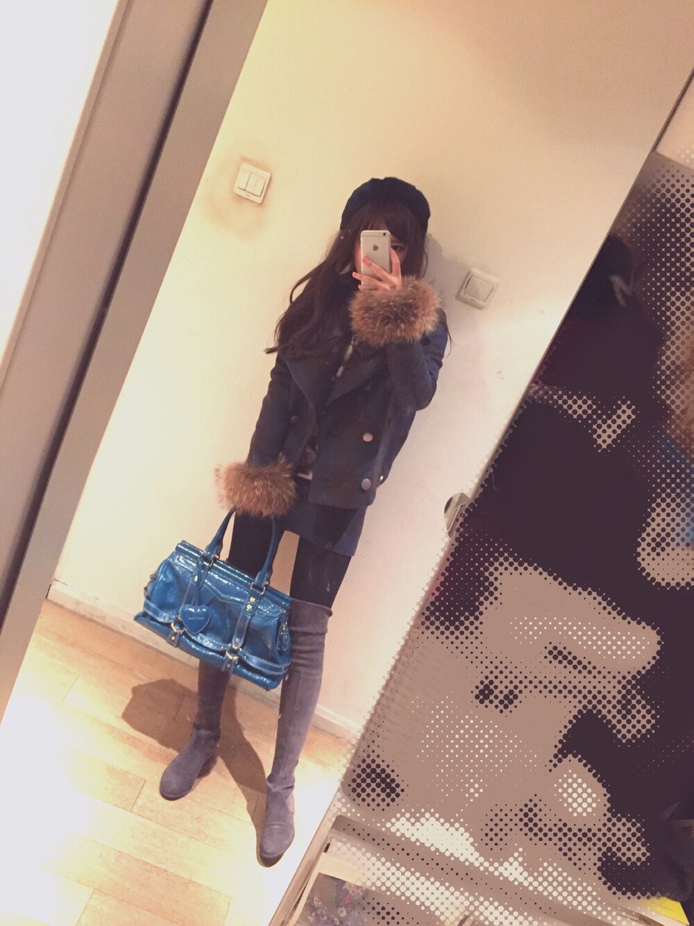 「Samantha Thavasaのアイテム（バッグ、ブルー系）」を使った、ピンぴょんさん（レディース・167cm）の冬コーディネートの1枚目の写真