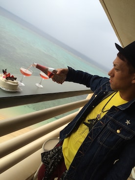 「アイテム（アクセサリー、パープル系）」を使った、りょーちんさん（メンズ・180cm）の冬コーディネート