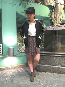 「WHITE LINE（ホワイトライン）のアイテム（ジャケット/アウター）」を使った、ARC imaokaさん（レディース・155cm）の春コーディネート