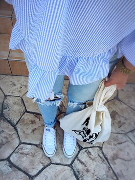 「アイテム（チューブトップ、ブルー系）」を使った、symさん（レディース・163cm）の夏コーディネート