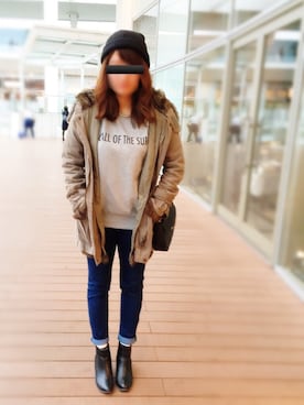 「ボーダーソックス」｜「アイテム（スウェット）」を使った、Lillianさん（レディース・157cm）の冬コーディネート