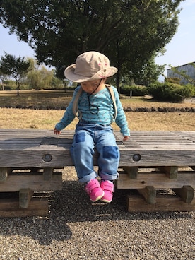 「babyGAP（babyGAP）のアイテム（デニムパンツ、ブルー系）」を使った、meron-pandaさん（キッズ・90cm）の秋コーディネート