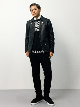 「白シャツ×ニット」｜「アイテム（ライダースジャケット）」を使った、K-1RO(ケーイチロー)さん（メンズ・171cm）の秋コーディネート