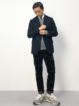 「カモフラパンツ」｜「アイテム（その他アウター）」を使った、K-1RO(ケーイチロー)さん（メンズ・171cm）の秋コーディネート