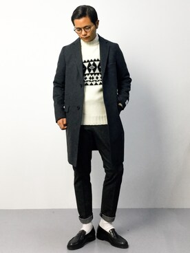 「白シャツ×ニット」｜「アイテム（チェスターコート）」を使った、K-1RO(ケーイチロー)さん（メンズ・171cm）の秋コーディネート