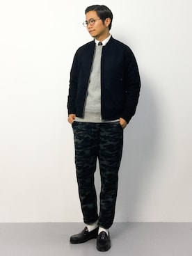 「カモフラパンツ」｜「アイテム（ブルゾン）」を使った、K-1RO(ケーイチロー)さん（メンズ・171cm）の秋コーディネート