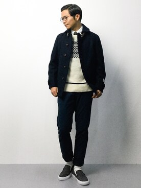 「クルーネックニット」｜「アイテム（ピーコート）」を使った、K-1RO(ケーイチロー)さん（メンズ・171cm）の秋コーディネート