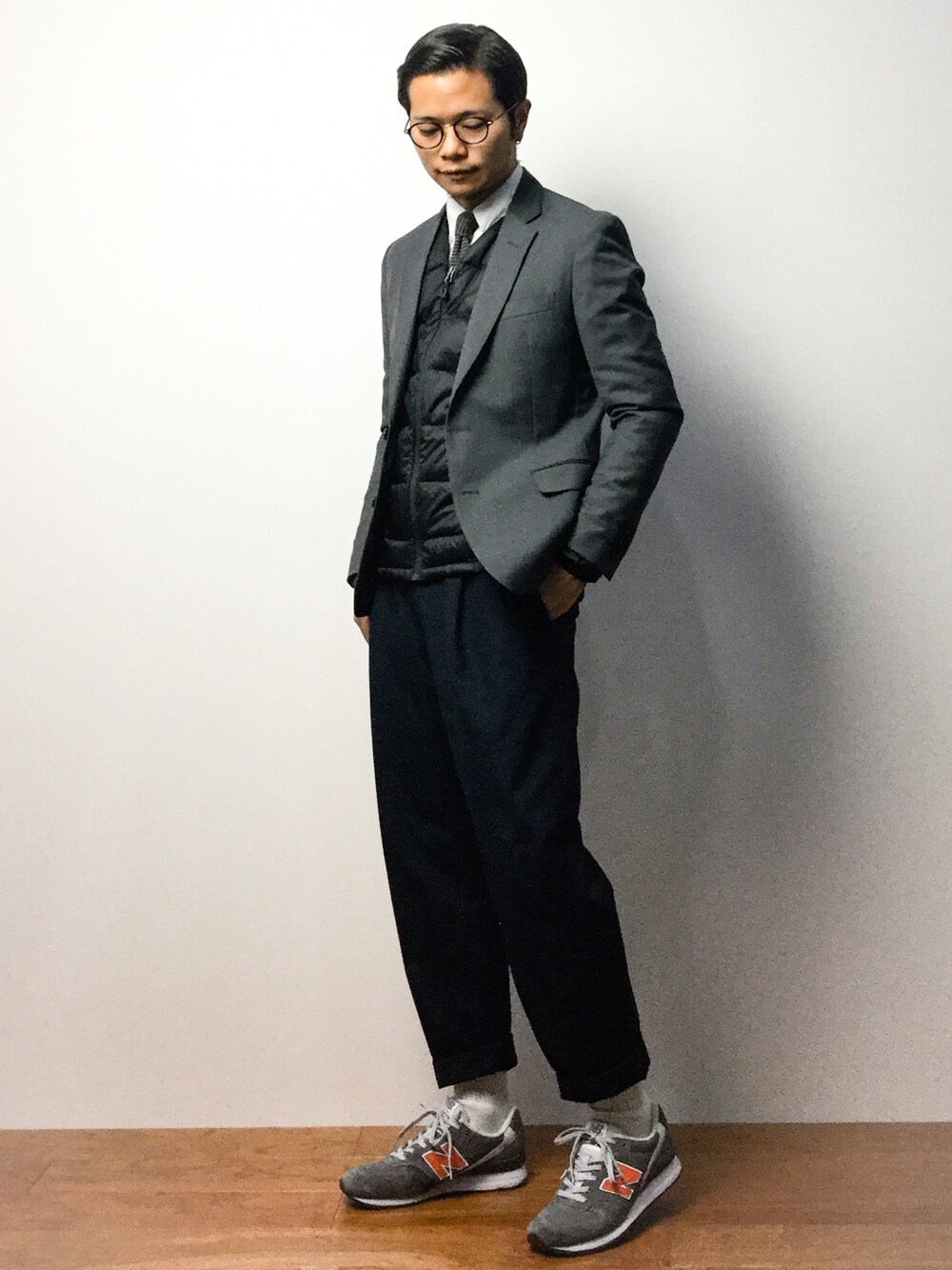 「UNION STATIONのシングルジャケット（テーラードジャケット、グレー系）」を使った、K-1RO(ケーイチロー)さん（メンズ・171cm）の冬コーディネートの1枚目の写真