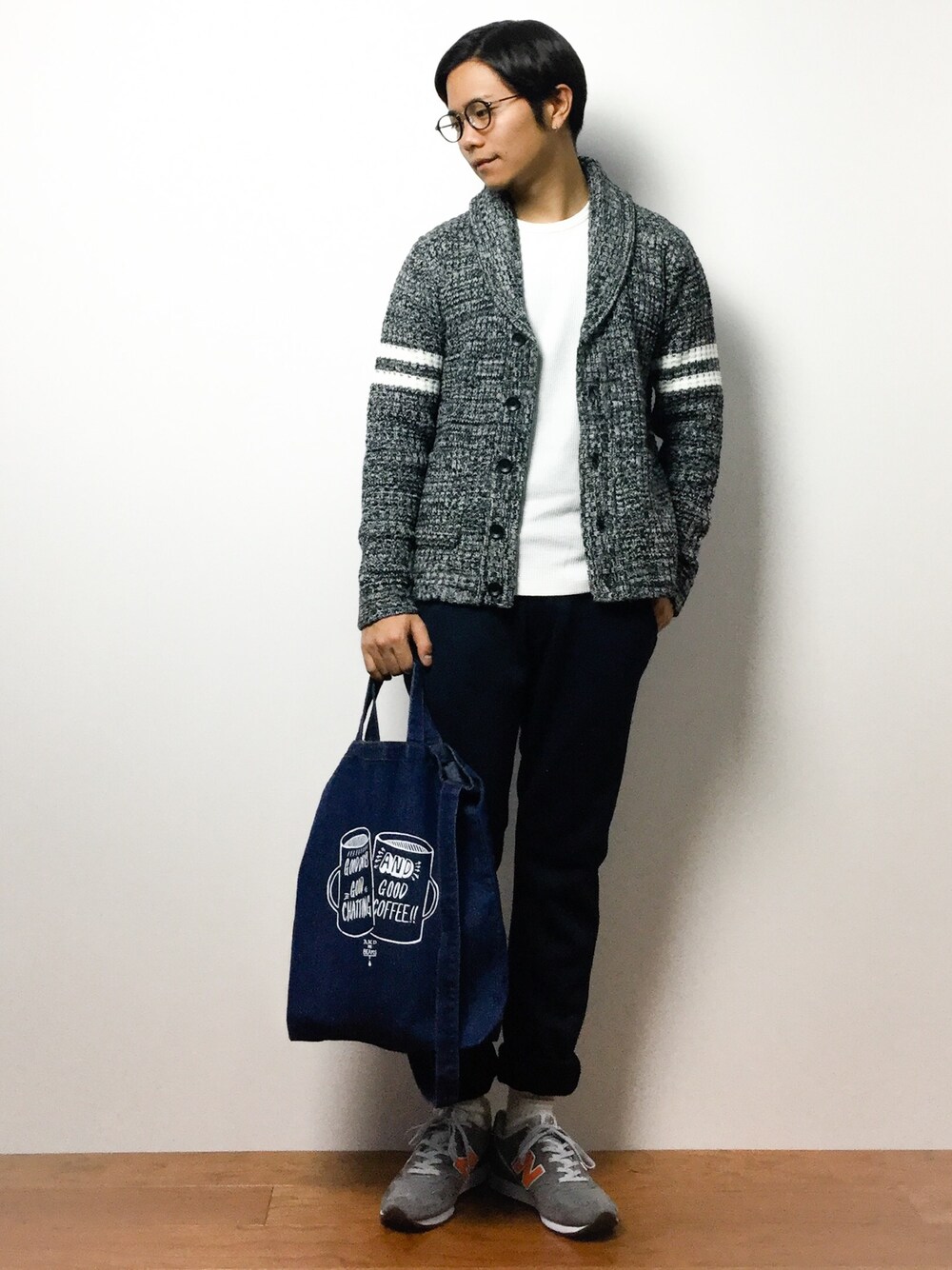 「URBAN RESEARCHのUR C/Nスーピマワッフルカットソー（Tシャツ/カットソー、ホワイト系）」を使った、K-1RO(ケーイチロー)さん（メンズ・171cm）の冬コーディネートの1枚目の写真