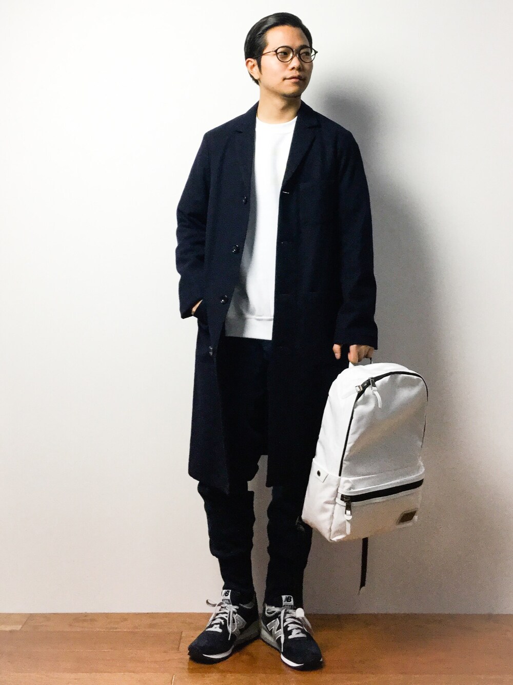 「DETAILSのDETAILS/FOA_スウェット（スウェット、ホワイト系）」を使った、K-1RO(ケーイチロー)さん（メンズ・171cm）の冬コーディネートの1枚目の写真