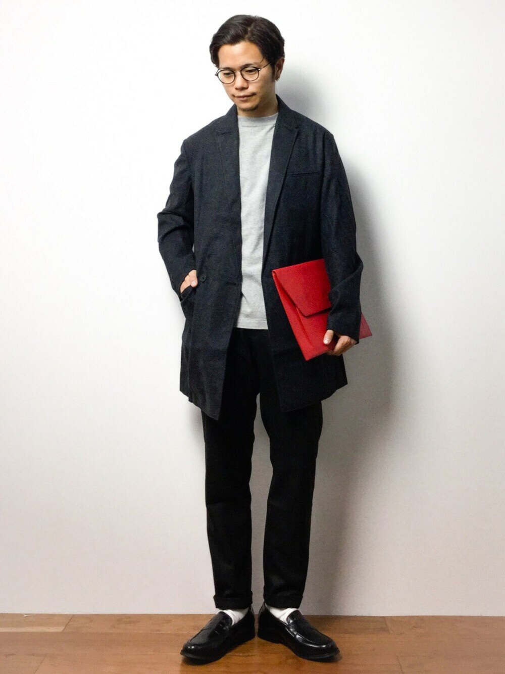 「DETAILSのDETAILS/DOUBLE SHOP CORT（チェスターコート、グレー系）」を使った、K-1RO(ケーイチロー)さん（メンズ・171cm）の冬コーディネートの1枚目の写真