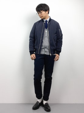 「URBAN RESEARCH ROSSO MEN（アーバンリサーチロッソメン）のアイテム（カーディガン/ボレロ）」を使った、K-1RO(ケーイチロー)さん（メンズ・171cm）の秋コーディネート