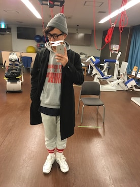 「ボーダーソックス」｜「アイテム（チェスターコート）」を使った、こーじやこーじさん（メンズ・173cm）の冬コーディネート