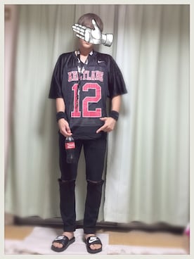 「アイテム（バングル/リストバンド）」を使った、ニシャさん（メンズ・175cm・10代）の夏コーディネート