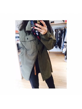 「khaki」｜「アイテム（ミリタリージャケット）」を使った、圭津葉 KAZUHAさん（レディース・148cm）の秋コーディネート