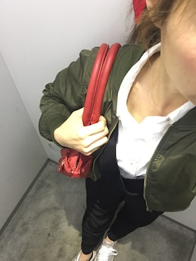 「黒サロペット」｜rico❤️さん（レディース・159cm）の春コーディネート