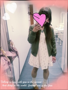 「miu miu（ミュウミュウ）のアイテム（バッグ、ピンク系）」を使った、ああこさん（レディース・147cm）の冬コーディネート